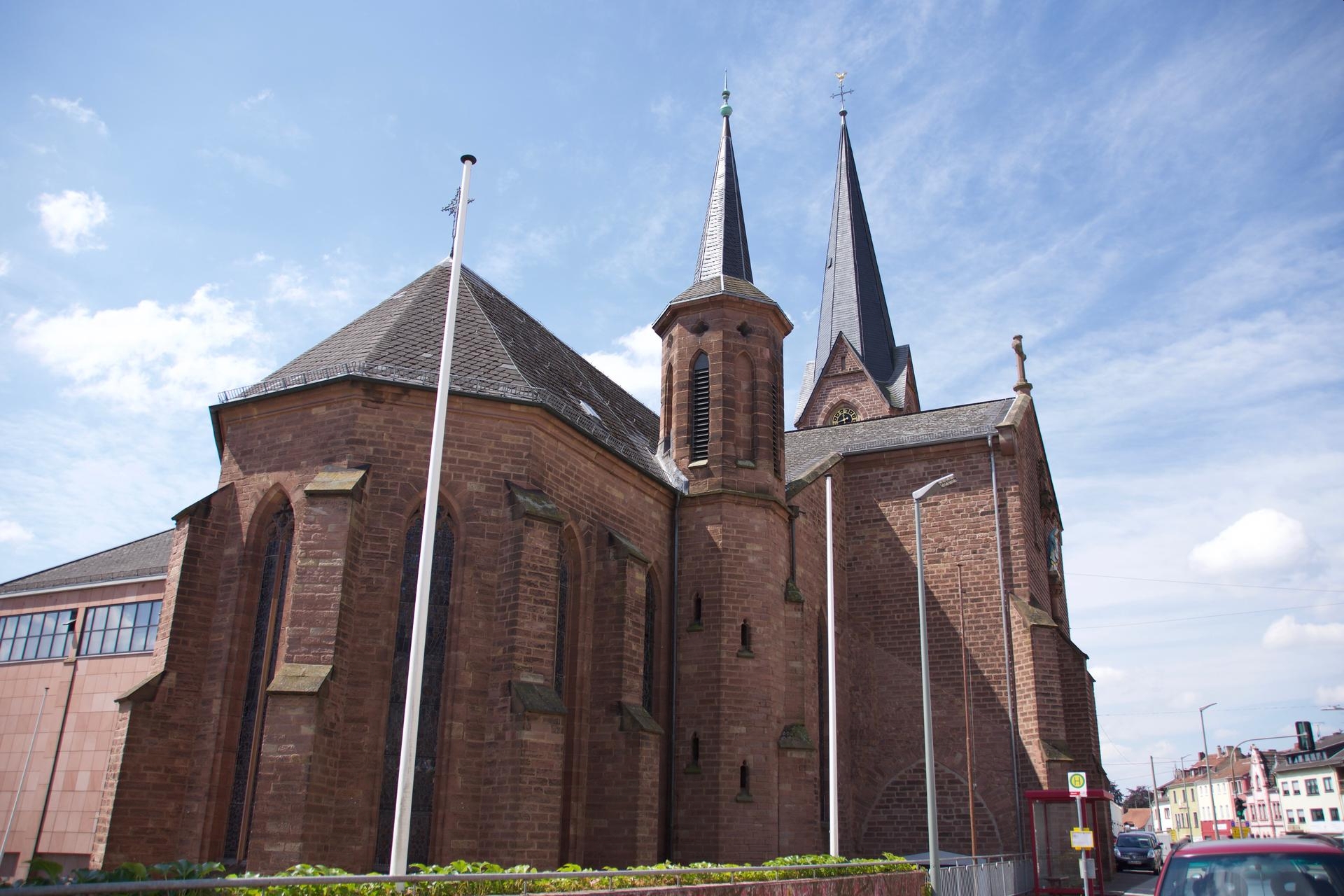 Pfarrkirche Maria Heimsuchung, Heusweiler